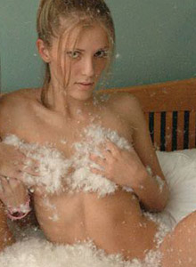 Pillow Fight from Karen Loves Kate